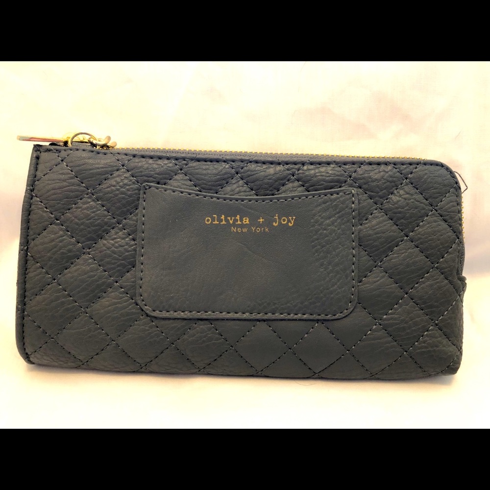 Olivia + Joy New York  Grey Wristlet